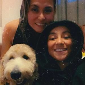 Meet your Posher, Perla